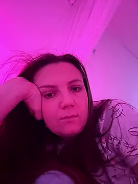 Snapshot of Amy__Leee_ chatting on 01-17-26, 12:21 Amy Leee online show from 01-17-26, 12:21