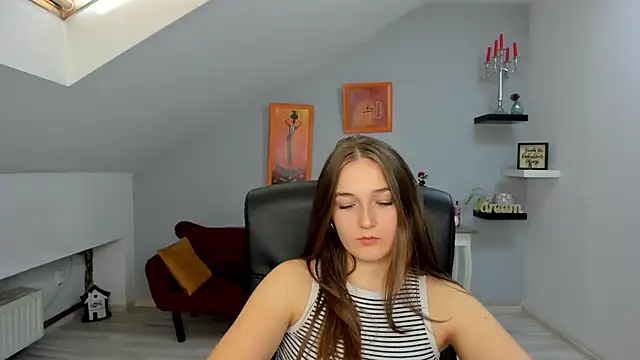 AnneWilsonn online show from 10-21-25, 10:49