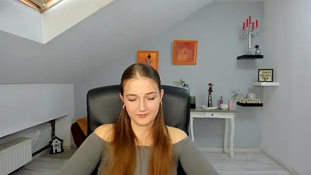 AnneWilsonn online show from 11-06-25, 12:17