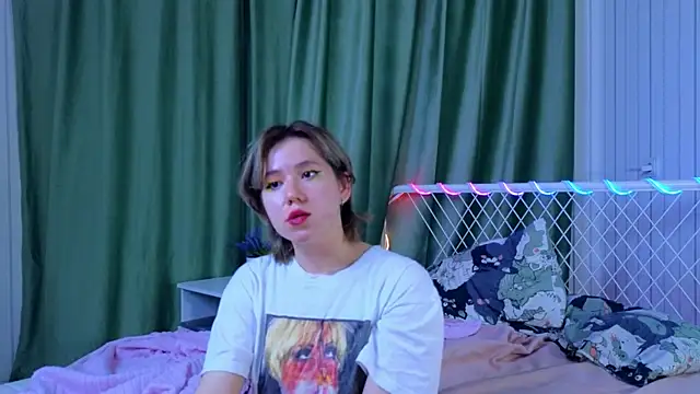 AlisiaEthen online show from 11-03-25, 09:05