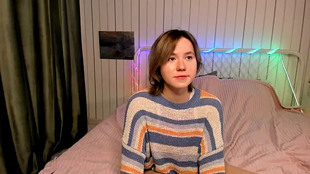 AlisiaEthen online show from 12-04-25, 08:39