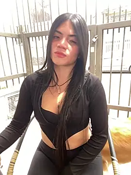 PamelaJonsom  online show from 04-24-26, 03:47