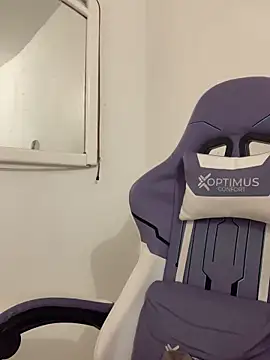 La-Gatiita-trans online show from 04-15-26, 03:19