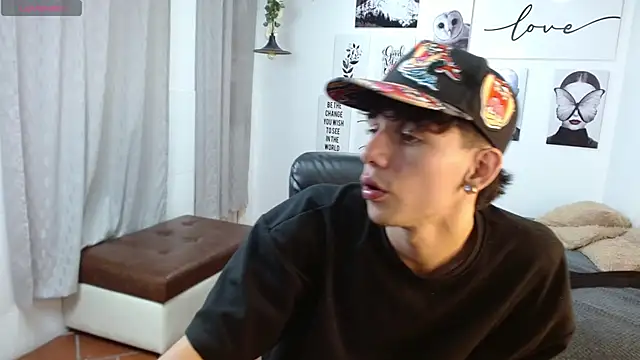 AmethystShadow17 online show from 11-09-25, 04:05