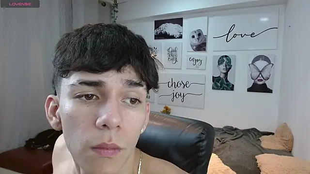 AmethystShadow17 online show from 11-24-25, 03:45