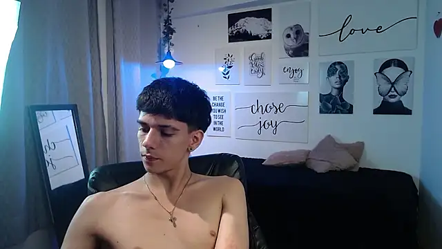 AmethystShadow17 online show from 03-17-26, 08:23