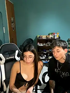 sofiasekrets online show from 11-11-25, 03:17