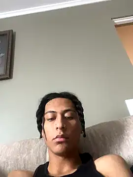 Snapshot of Jjloscooby chatting on 10-22-25, 02:39 Jjloscooby online show from 10-22-25, 02:39