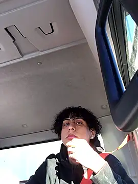 Snapshot of Jjloscooby chatting on 01-09-26, 11:06 Jjloscooby online show from 01-09-26, 11:06