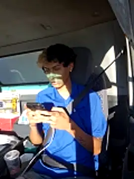 Snapshot of Jjloscooby chatting on 03-11-26, 11:33 Jjloscooby online show from 03-11-26, 11:33