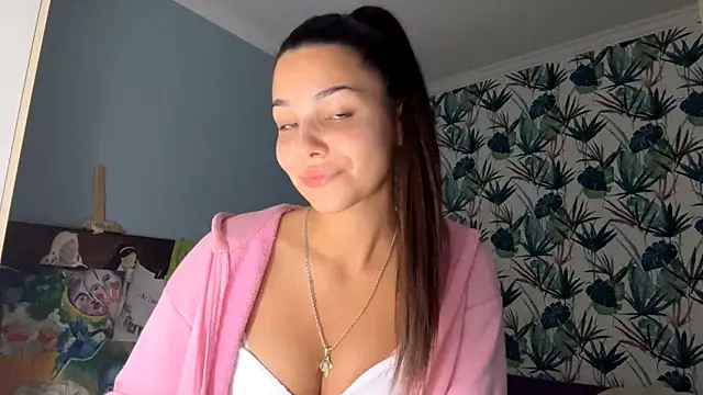 StawBerrys online show from 10-28-25, 08:22