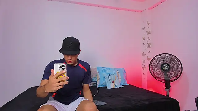 Axel Cody  online show from 11-21-25, 07:56