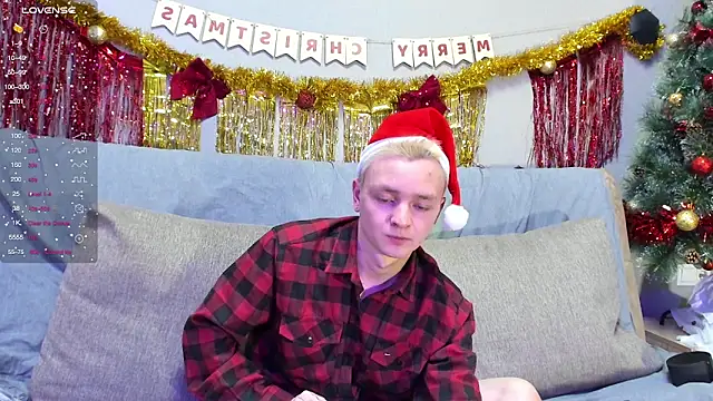 Snapshot of Logan_mett chatting on 12-17-25, 08:09 Logan mett online show from 12-17-25, 08:09