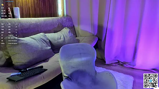 Logan mett online show from 04-06-26, 01:56