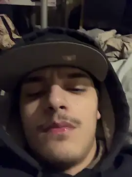 Snapshot of CarmeloA chatting on 10-16-25, 09:32 CarmeloA online show from 10-16-25, 09:32