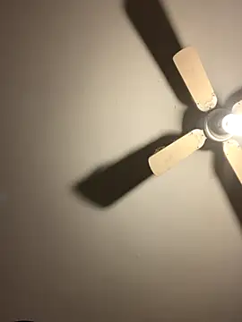 Snapshot of CarmeloA chatting on 10-21-25, 08:31 CarmeloA online show from 10-21-25, 08:31