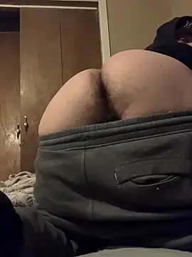 Snapshot of CarmeloA chatting on 04-03-26, 03:37 CarmeloA online show from 04-03-26, 03:37