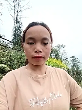 Nguyet2k4 online show from 03-13-26, 02:40