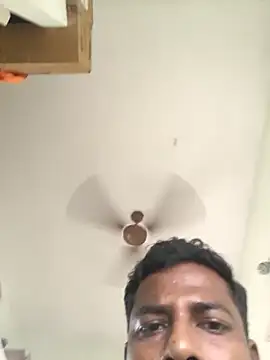 Snapshot of Vickyins480000 chatting on 10-27-25, 06:06 Vickyins480000 online show from 10-27-25, 06:06