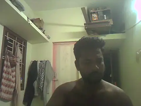 Snapshot of Vickyins480000 chatting on 11-04-25, 03:44 Vickyins480000 online show from 11-04-25, 03:44