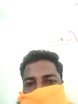 Snapshot of Vickyins480000 chatting on 12-05-25, 09:18 Vickyins480000 online show from 12-05-25, 09:18