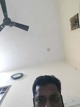 Snapshot of Vickyins480000 chatting on 01-18-26, 03:49 Vickyins480000 online show from 01-18-26, 03:49