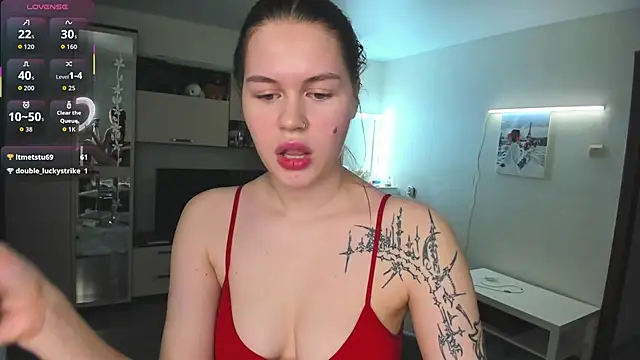 Snapshot of HeatherNextDoor chatting on 02-03-26, 06:22 HeatherNextDoor online show from 02-03-26, 06:22