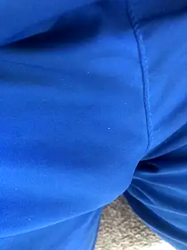 KneelToDaddy online show from 10-16-25, 11:00