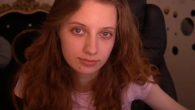 CuteeFoxy online show from 05-29-26, 01:09