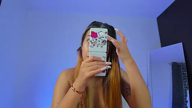 Snapshot of kittyrush_ chatting on 12-22-25, 05:59 kittyrush online show from 12-22-25, 05:59