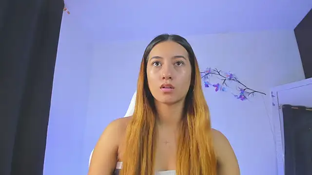 Snapshot of kittyrush_ chatting on 01-06-26, 05:44 kittyrush online show from 01-06-26, 05:44