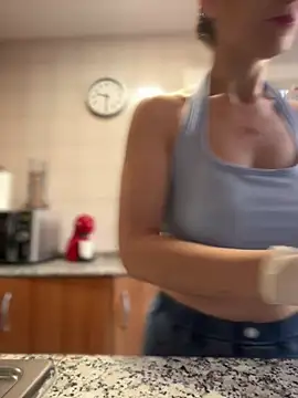 AlanaRius18 online show from 04-07-26, 07:31