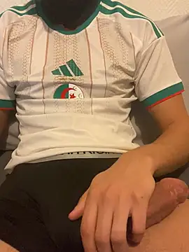 Rebeudeter  online show from 01-11-26, 02:05