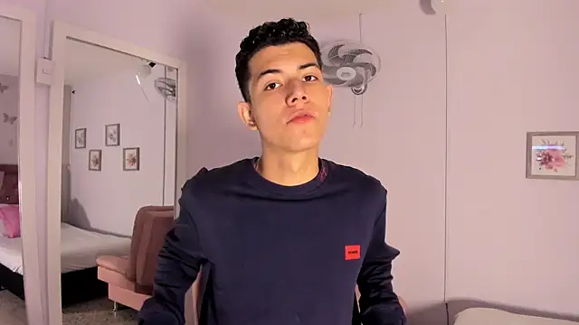 Snapshot of FireGuy_99 chatting on 04-10-26, 12:32 FireGuy 99 online show from 04-10-26, 12:32