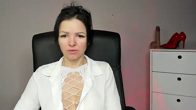 Snapshot of Mollybloom40 chatting on 01-14-26, 07:47 Mollybloom40 online show from 01-14-26, 07:47