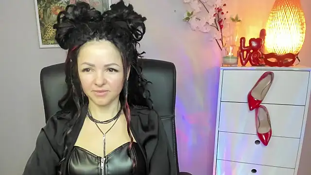 Snapshot of Mollybloom40 chatting on 02-03-26, 07:57 Mollybloom40 online show from 02-03-26, 07:57