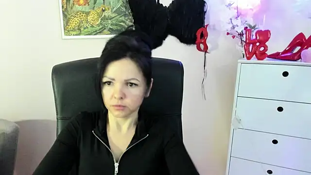 Snapshot of Mollybloom40 chatting on 03-05-26, 07:26 Mollybloom40 online show from 03-05-26, 07:26