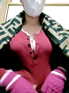 Snapshot of Katy68 chatting on 11-20-25, 01:44 Katy68 online show from 11-20-25, 01:44