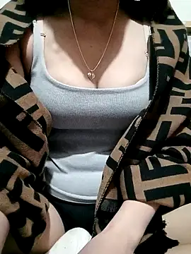 Snapshot of Katy68 chatting on 11-21-25, 04:55 Katy68 online show from 11-21-25, 04:55