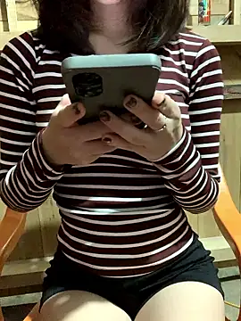 Snapshot of Katy68 chatting on 01-14-26, 05:29 Katy68 online show from 01-14-26, 05:29