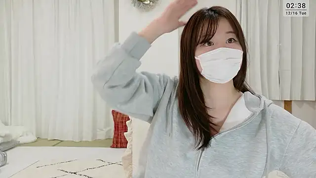 Snapshot of rei-chan chatting on 12-15-25, 05:39 rei-chan online show from 12-15-25, 05:39