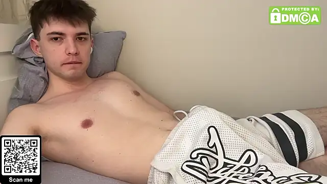 Snapshot of twinkbuldge chatting on 02-09-26, 09:13 twinkbuldge online show from 02-09-26, 09:13