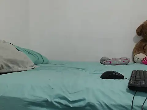 Snapshot of toxic_sweet_1 chatting on 11-12-25, 11:54 toxic sweet 1 online show from 11-12-25, 11:54