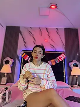 SsexCouplee online show from 06-28-26, 10:43