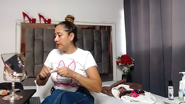 Salmma Milf online show from 07-10-26, 11:57