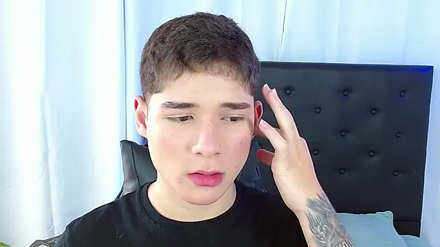 Snapshot of Mattass18 chatting on 03-02-26, 01:07 Mattass18 online show from 03-02-26, 01:07