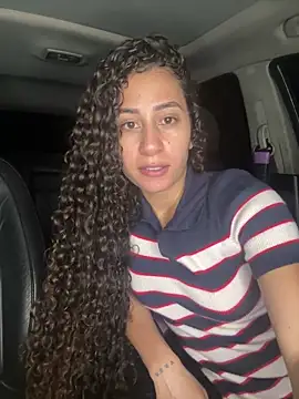 Snapshot of fernanda317 chatting on 03-25-26, 09:43 fernanda317 online show from 03-25-26, 09:43