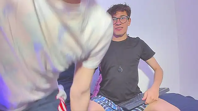 Snapshot of dani_angel_dark chatting on 11-23-25, 12:43 dani angel dark online show from 11-23-25, 12:43