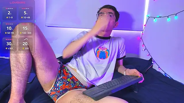 Snapshot of dani_angel_dark chatting on 12-19-25, 09:11 dani angel dark online show from 12-19-25, 09:11