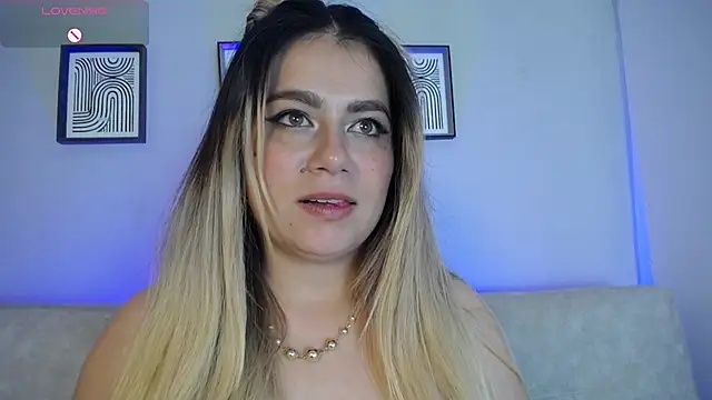 Sweet Bella Valery online show from 03-07-26, 11:24